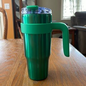 Brand New Primula Forest Green Tumbler!!!